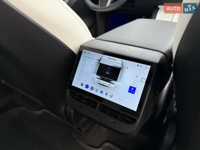 Черный Тесла Model Y, объемом двигателя 0 л и пробегом 32 тыс. км за 33700 $, фото 21 на Automoto.ua
