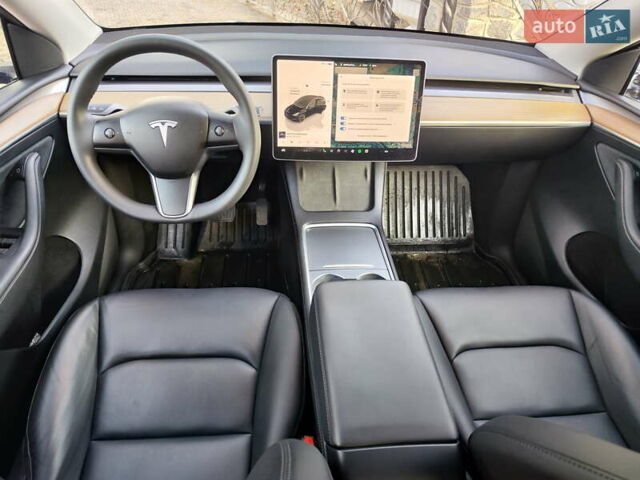 Черный Тесла Model Y, объемом двигателя 0 л и пробегом 19 тыс. км за 30900 $, фото 20 на Automoto.ua