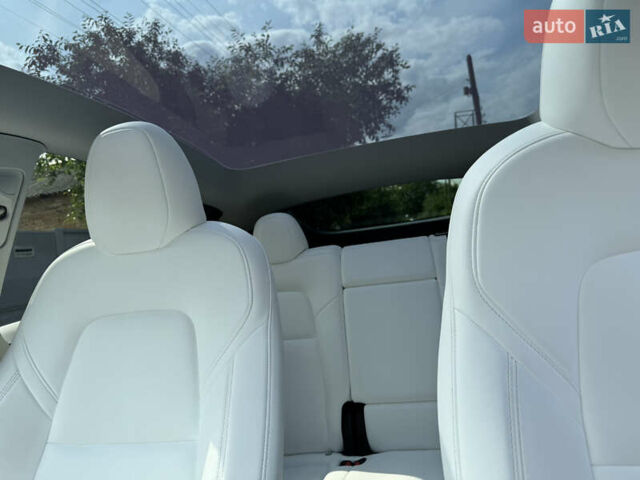 Чорний Тесла Model Y, об'ємом двигуна 0 л та пробігом 28 тис. км за 31500 $, фото 12 на Automoto.ua