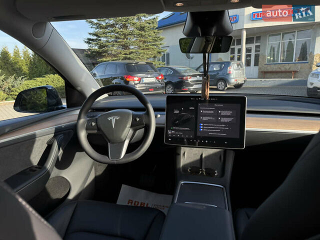 Чорний Тесла Model Y, об'ємом двигуна 0 л та пробігом 39 тис. км за 28500 $, фото 22 на Automoto.ua