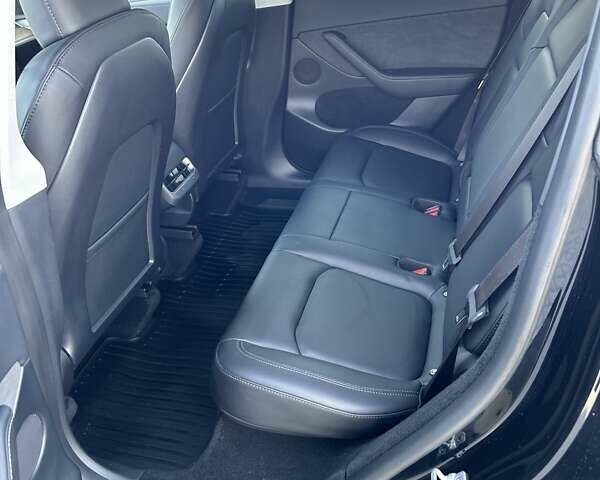 Черный Тесла Model Y, объемом двигателя 0 л и пробегом 14 тыс. км за 30500 $, фото 20 на Automoto.ua