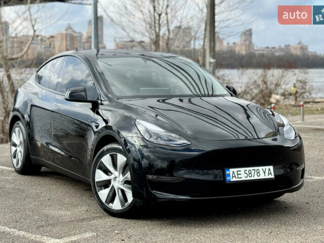 Черный Тесла Model Y, объемом двигателя 0 л и пробегом 29 тыс. км за 27077 $, фото 27 на Automoto.ua
