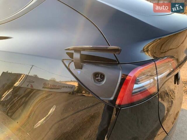 Черный Тесла Model Y, объемом двигателя 0 л и пробегом 25 тыс. км за 26500 $, фото 32 на Automoto.ua