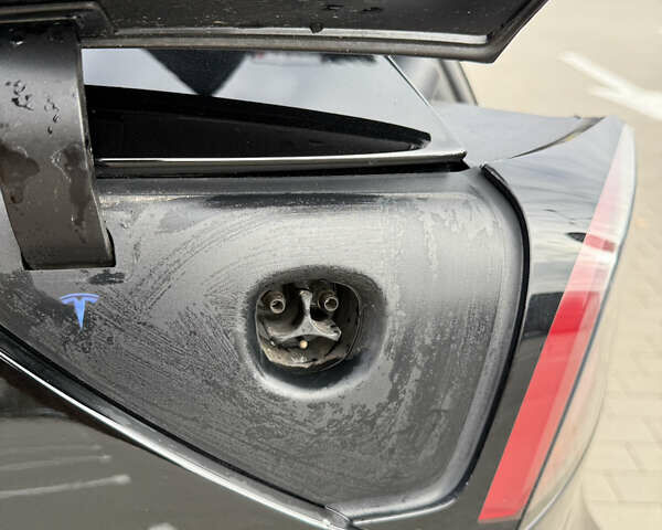 Чорний Тесла Model Y, об'ємом двигуна 0 л та пробігом 25 тис. км за 32000 $, фото 15 на Automoto.ua