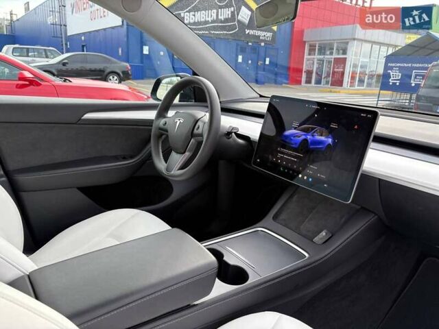 Черный Тесла Model Y, объемом двигателя 0 л и пробегом 34 тыс. км за 25000 $, фото 17 на Automoto.ua