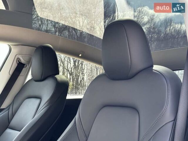 Чорний Тесла Model Y, об'ємом двигуна 0 л та пробігом 105 тис. км за 31999 $, фото 12 на Automoto.ua