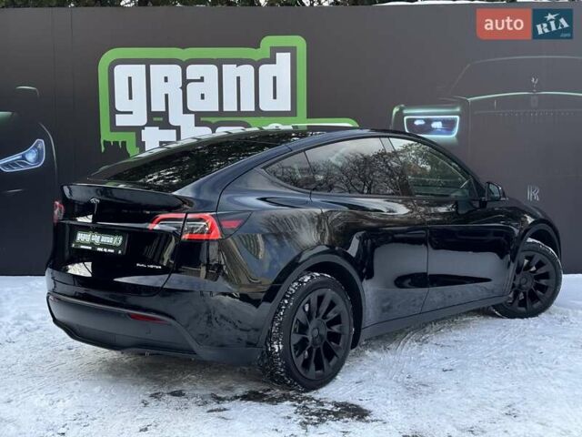 Черный Тесла Model Y, объемом двигателя 0 л и пробегом 1 тыс. км за 34900 $, фото 45 на Automoto.ua