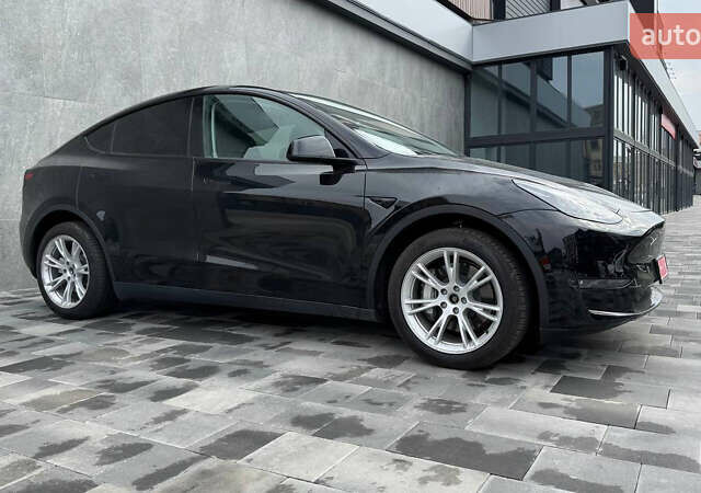 Чорний Тесла Model Y, об'ємом двигуна 0 л та пробігом 44 тис. км за 25500 $, фото 1 на Automoto.ua