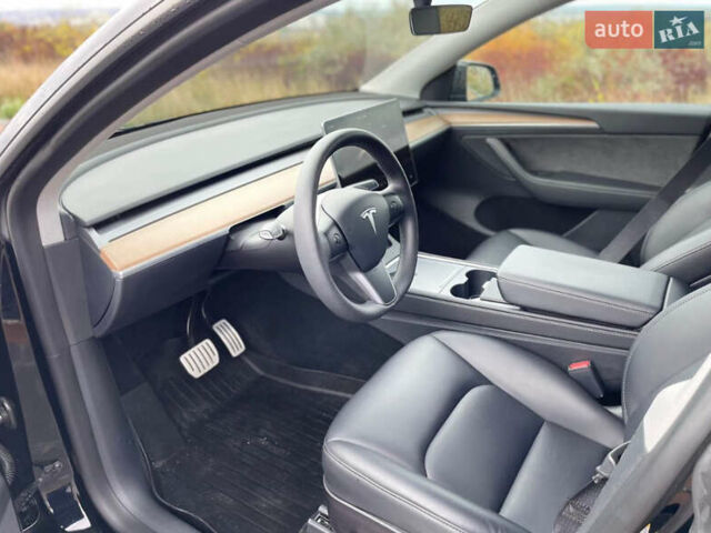 Черный Тесла Model Y, объемом двигателя 0 л и пробегом 16 тыс. км за 29200 $, фото 9 на Automoto.ua