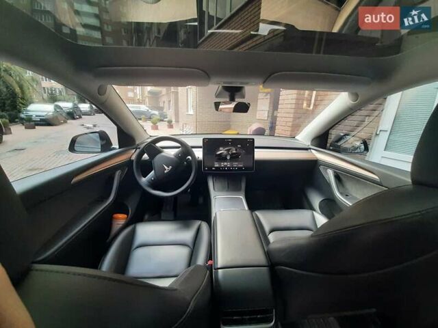 Черный Тесла Model Y, объемом двигателя 0 л и пробегом 46 тыс. км за 33000 $, фото 12 на Automoto.ua