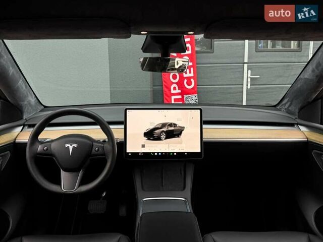 Чорний Тесла Model Y, об'ємом двигуна 0 л та пробігом 28 тис. км за 31300 $, фото 16 на Automoto.ua