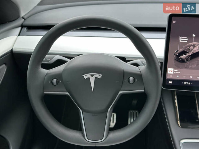 Чорний Тесла Model Y, об'ємом двигуна 0 л та пробігом 38 тис. км за 30799 $, фото 57 на Automoto.ua