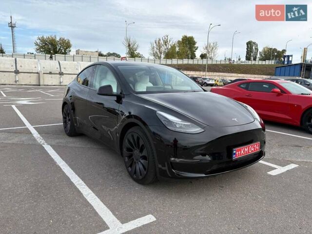 Черный Тесла Model Y, объемом двигателя 0 л и пробегом 34 тыс. км за 25000 $, фото 3 на Automoto.ua