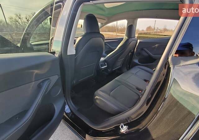 Чорний Тесла Model Y, об'ємом двигуна 0 л та пробігом 12 тис. км за 23300 $, фото 17 на Automoto.ua