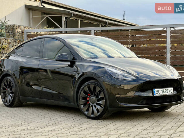 Чорний Тесла Model Y, об'ємом двигуна 0 л та пробігом 38 тис. км за 30799 $, фото 2 на Automoto.ua
