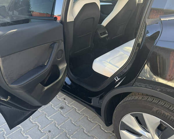 Черный Тесла Model Y, объемом двигателя 0 л и пробегом 37 тыс. км за 24500 $, фото 25 на Automoto.ua