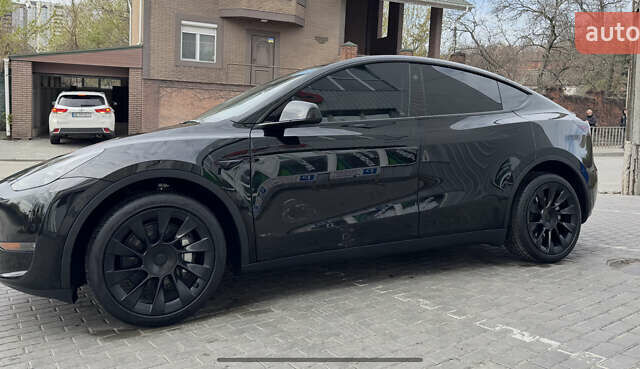 Чорний Тесла Model Y, об'ємом двигуна 0 л та пробігом 23 тис. км за 30400 $, фото 21 на Automoto.ua
