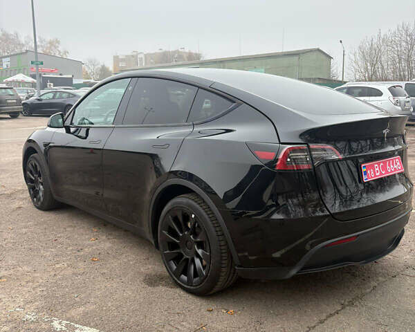 Черный Тесла Model Y, объемом двигателя 0 л и пробегом 35 тыс. км за 21900 $, фото 5 на Automoto.ua