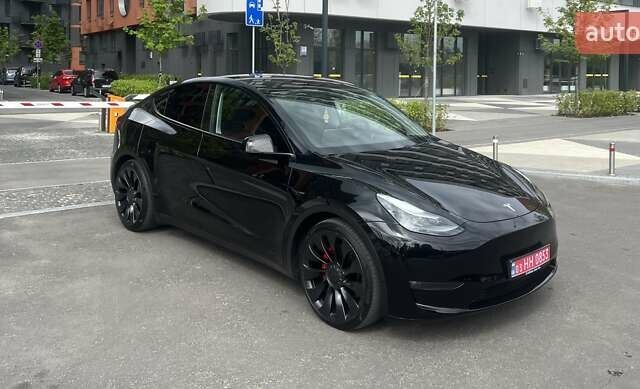 Черный Тесла Model Y, объемом двигателя 0 л и пробегом 44 тыс. км за 37200 $, фото 1 на Automoto.ua