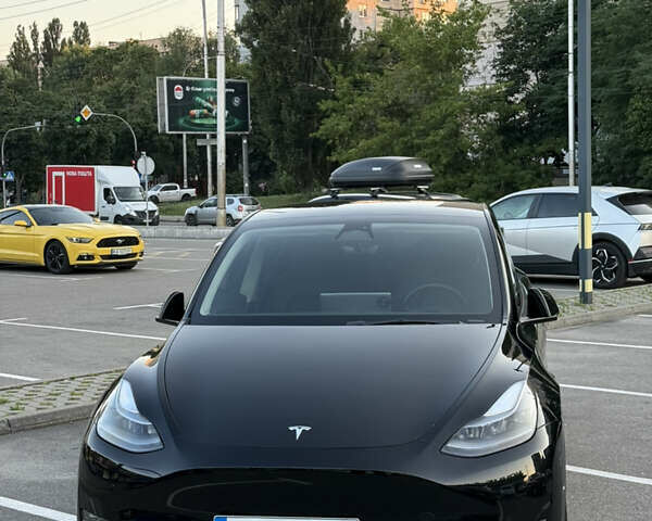 Черный Тесла Model Y, объемом двигателя 0 л и пробегом 34 тыс. км за 35000 $, фото 3 на Automoto.ua