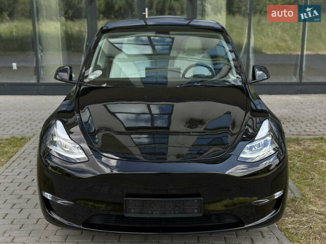 Черный Тесла Model Y, объемом двигателя 0 л и пробегом 13 тыс. км за 28999 $, фото 2 на Automoto.ua