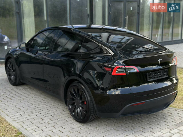 Черный Тесла Model Y, объемом двигателя 0 л и пробегом 13 тыс. км за 28999 $, фото 10 на Automoto.ua