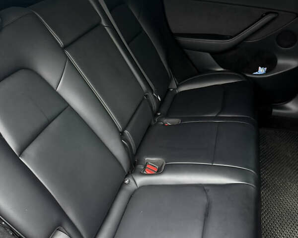 Чорний Тесла Model Y, об'ємом двигуна 0 л та пробігом 33 тис. км за 28499 $, фото 6 на Automoto.ua