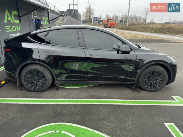 Черный Тесла Model Y, объемом двигателя 0 л и пробегом 35 тыс. км за 38000 $, фото 2 на Automoto.ua
