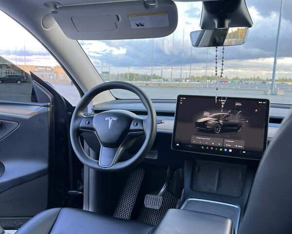 Черный Тесла Model Y, объемом двигателя 0 л и пробегом 123 тыс. км за 26400 $, фото 36 на Automoto.ua