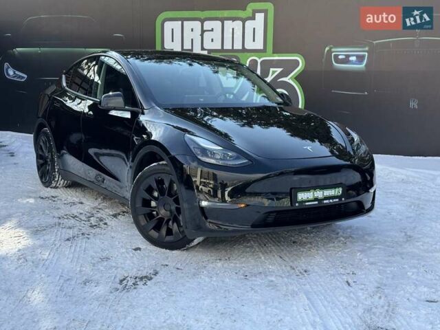 Черный Тесла Model Y, объемом двигателя 0 л и пробегом 1 тыс. км за 34900 $, фото 4 на Automoto.ua