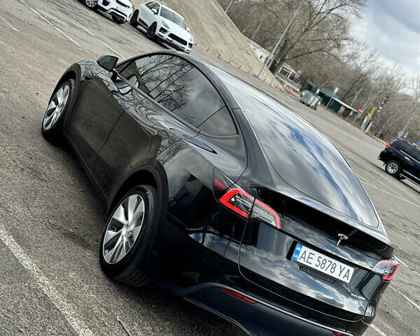 Черный Тесла Model Y, объемом двигателя 0 л и пробегом 29 тыс. км за 27077 $, фото 15 на Automoto.ua