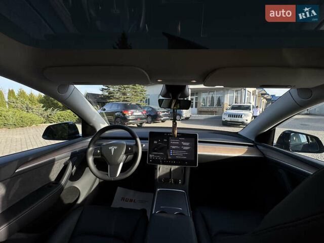 Чорний Тесла Model Y, об'ємом двигуна 0 л та пробігом 39 тис. км за 28500 $, фото 23 на Automoto.ua