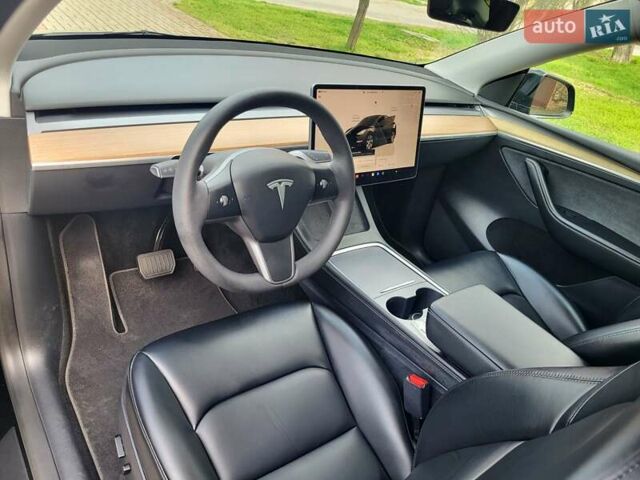 Черный Тесла Model Y, объемом двигателя 0 л и пробегом 34 тыс. км за 25000 $, фото 7 на Automoto.ua