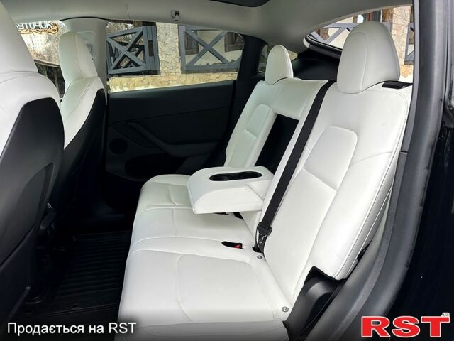 Чорний Тесла Model Y, об'ємом двигуна 0 л та пробігом 99 тис. км за 22999 $, фото 8 на Automoto.ua