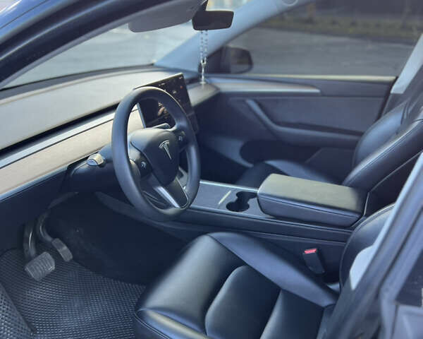 Черный Тесла Model Y, объемом двигателя 0 л и пробегом 123 тыс. км за 26400 $, фото 24 на Automoto.ua