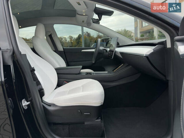 Чорний Тесла Model Y, об'ємом двигуна 0 л та пробігом 38 тис. км за 30799 $, фото 95 на Automoto.ua