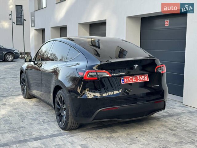 Чорний Тесла Model Y, об'ємом двигуна 0 л та пробігом 48 тис. км за 28999 $, фото 10 на Automoto.ua