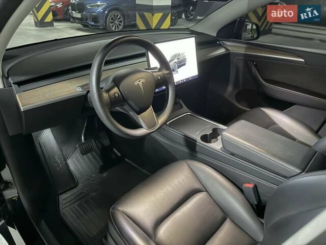 Чорний Тесла Model Y, об'ємом двигуна 0 л та пробігом 39 тис. км за 27500 $, фото 21 на Automoto.ua