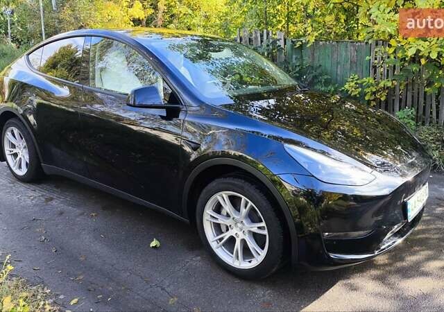 Черный Тесла Model Y, объемом двигателя 0 л и пробегом 32 тыс. км за 26900 $, фото 12 на Automoto.ua
