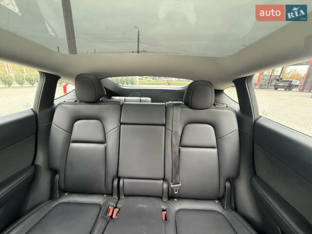 Черный Тесла Model Y, объемом двигателя 0 л и пробегом 71 тыс. км за 27000 $, фото 8 на Automoto.ua