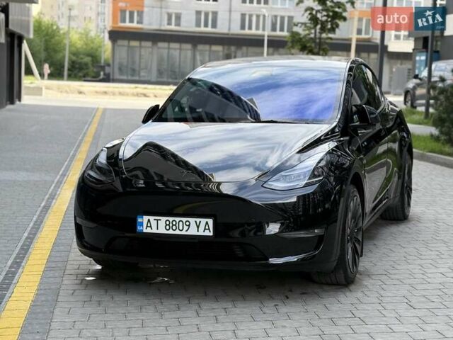 Черный Тесла Model Y, объемом двигателя 0 л и пробегом 28 тыс. км за 28990 $, фото 5 на Automoto.ua