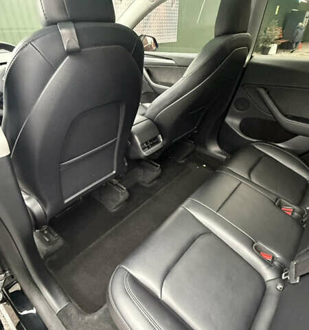 Чорний Тесла Model Y, об'ємом двигуна 0 л та пробігом 48 тис. км за 27500 $, фото 17 на Automoto.ua