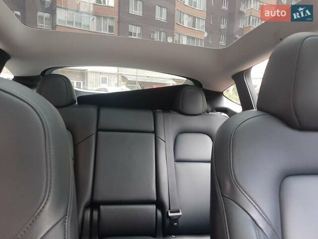 Черный Тесла Model Y, объемом двигателя 0 л и пробегом 46 тыс. км за 33000 $, фото 14 на Automoto.ua