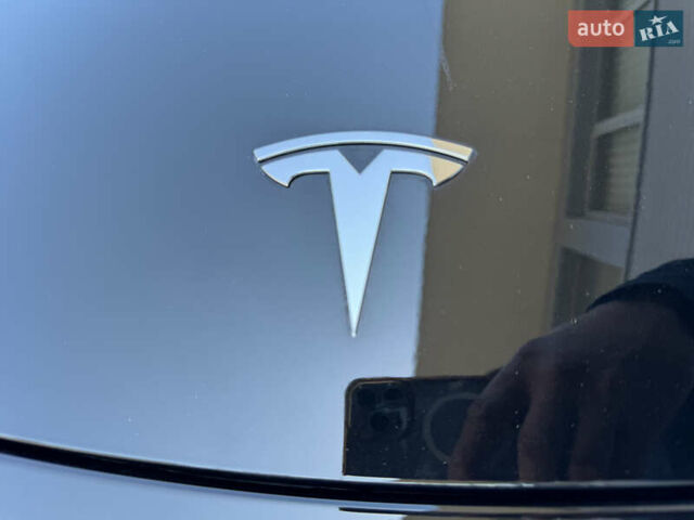 Чорний Тесла Model Y, об'ємом двигуна 0 л та пробігом 28 тис. км за 33000 $, фото 49 на Automoto.ua