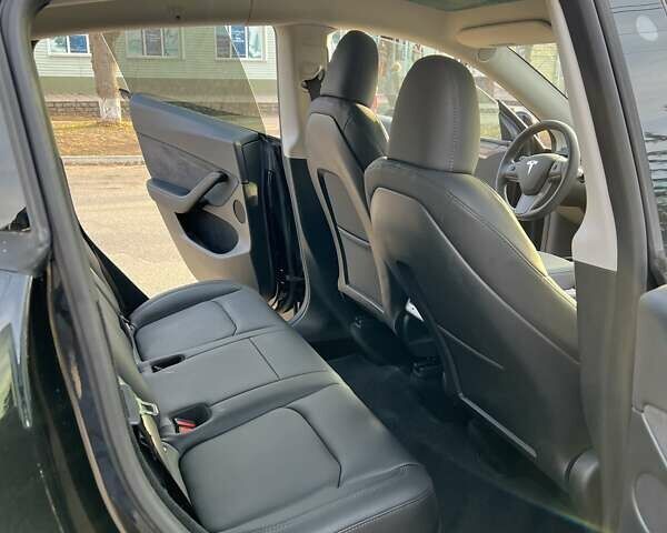 Чорний Тесла Model Y, об'ємом двигуна 0 л та пробігом 12 тис. км за 23300 $, фото 45 на Automoto.ua