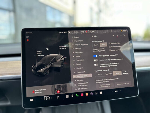 Черный Тесла Model Y, объемом двигателя 0 л и пробегом 2 тыс. км за 40990 $, фото 47 на Automoto.ua