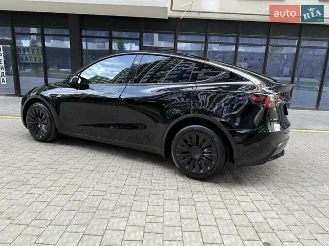 Черный Тесла Model Y, объемом двигателя 0 л и пробегом 28 тыс. км за 28990 $, фото 15 на Automoto.ua