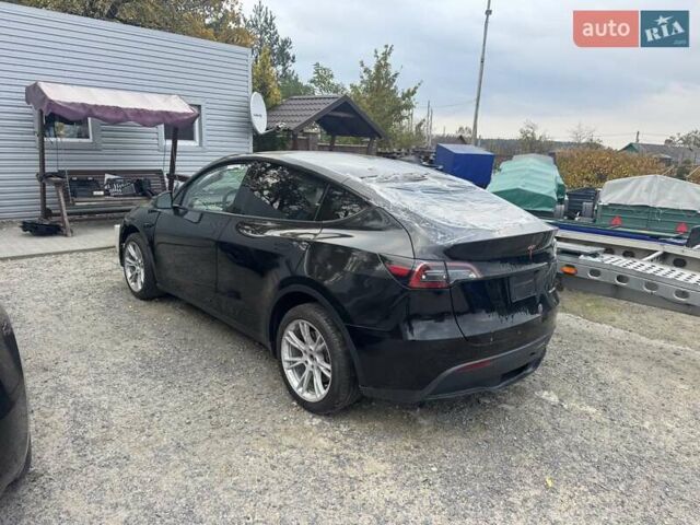 Тесла Model Y 2023 в Сарнах на Automoto.ua Черный Тесла Model Y, объемом двигателя 0 л и пробегом 41 тыс. км за 16850 $, фото 4 на Automoto.ua