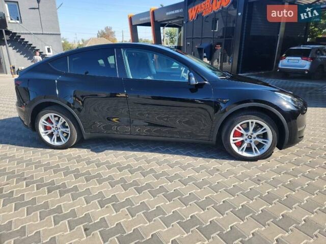 Черный Тесла Model Y, объемом двигателя 0 л и пробегом 27 тыс. км за 27500 $, фото 8 на Automoto.ua