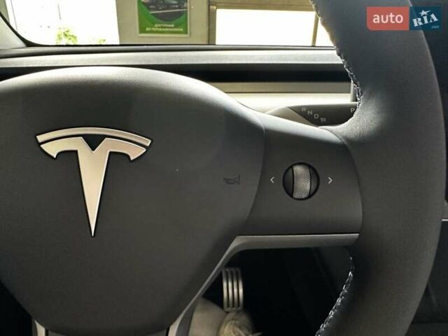 Чорний Тесла Model Y, об'ємом двигуна 0 л та пробігом 49 тис. км за 50000 $, фото 2 на Automoto.ua